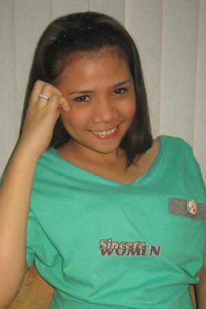 Philippines women